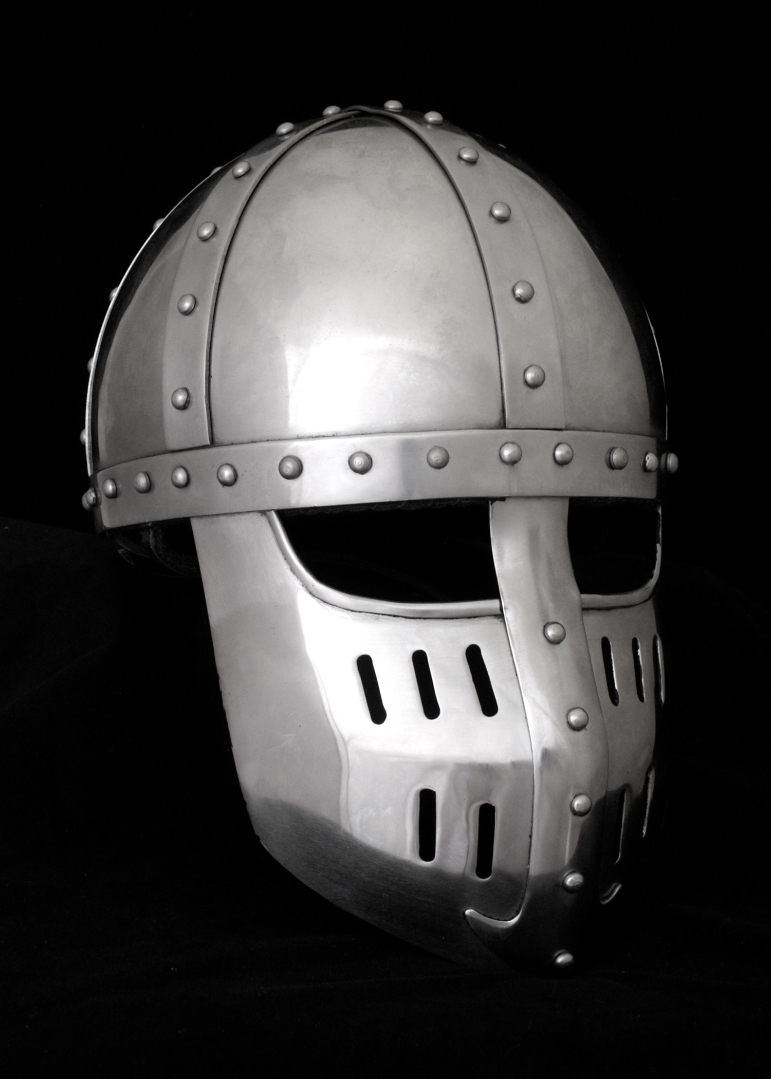 Hochmittelalter Spangenhelm mit Gesichtsplatte, 2 mm Stahl, Größe M