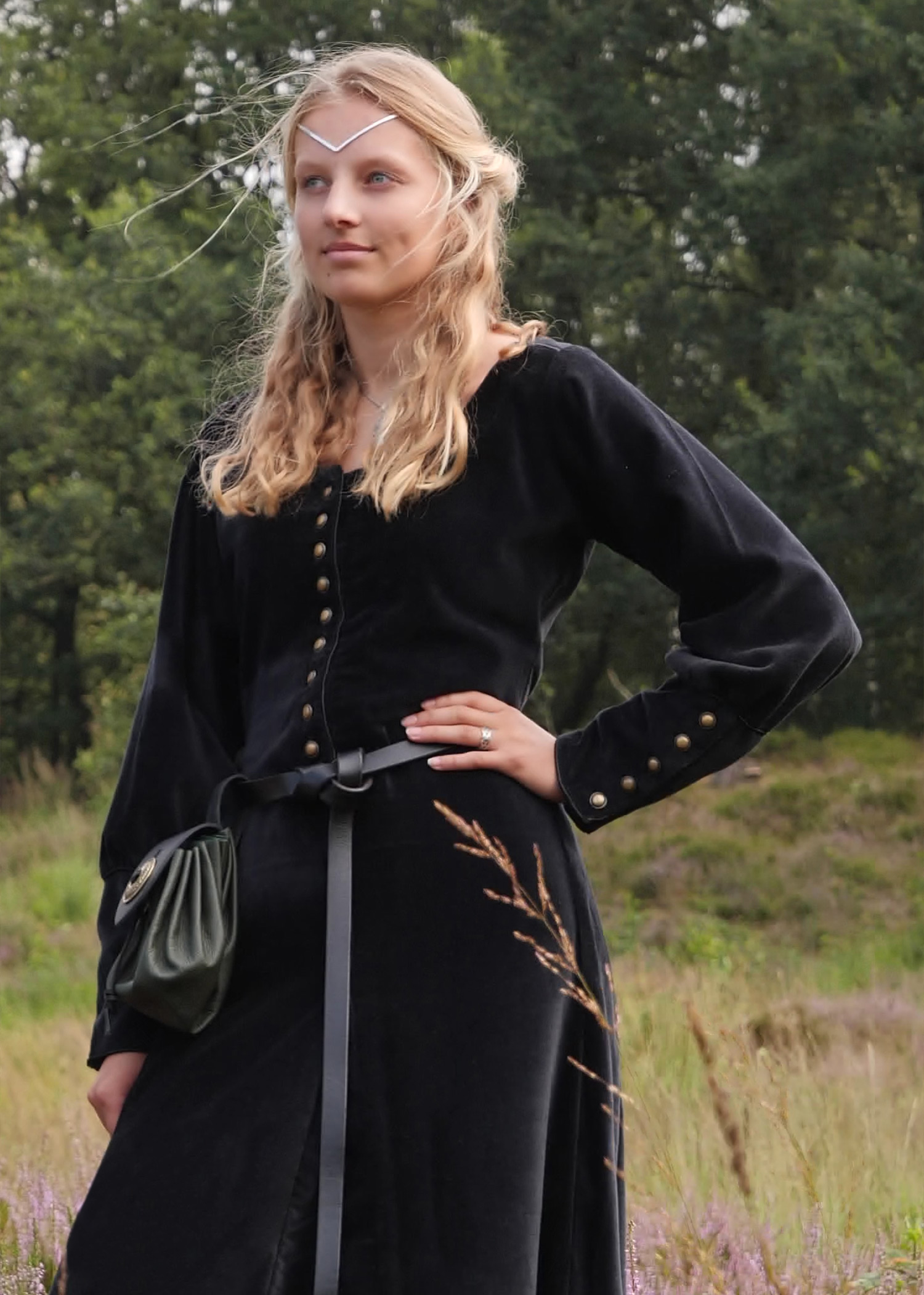 Cotehardie Isabell aus Samt, Mittelalterkleid, schwarz, Größe XL